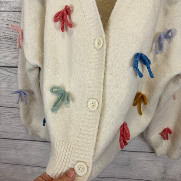 Cider Plus Size White Button Up Bow Sweater Cardigan Size 4XL - Picture 4 of 8